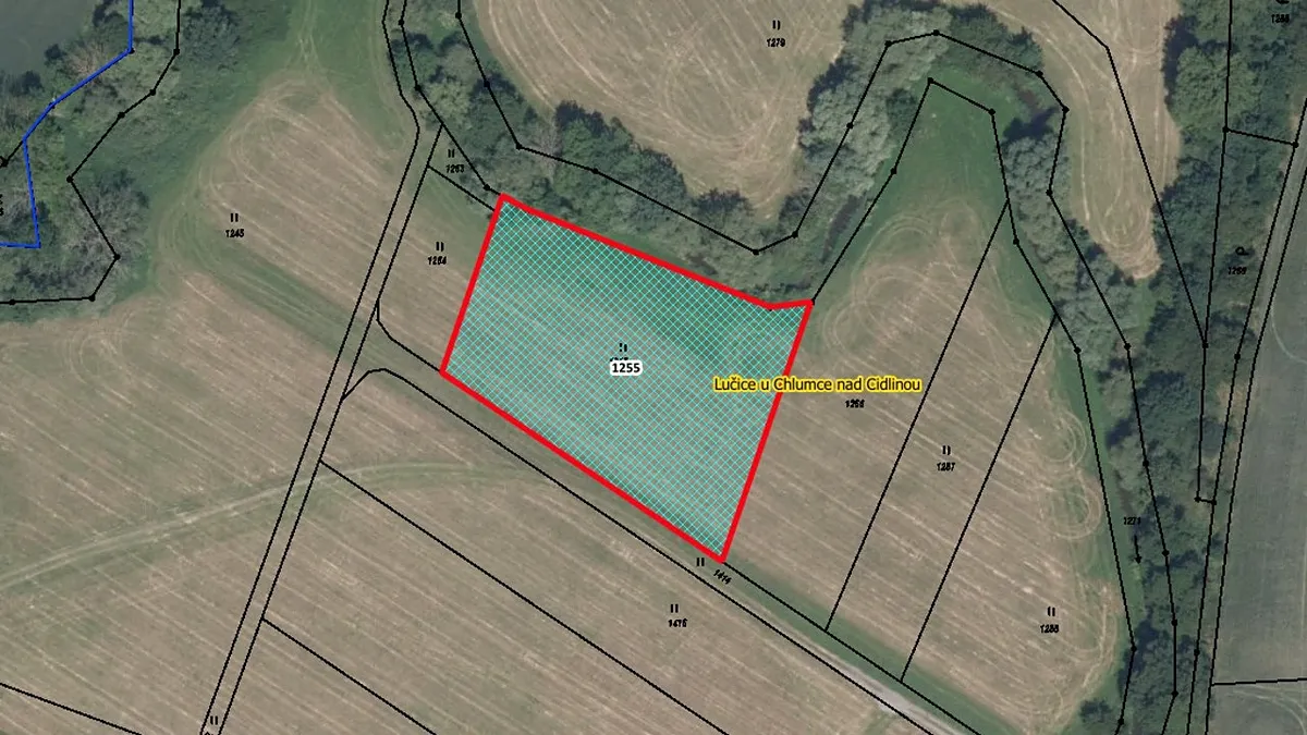 Prodej pozemku 3712 m²
